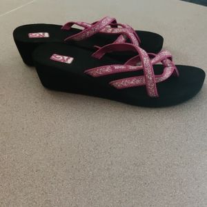 Teva  mush sandals